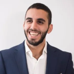 Naser's headshot